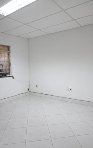 Casa à venda com 102m², 3 quartos e 2 vagas