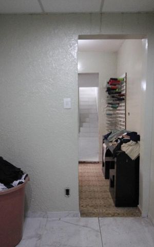 Casa à venda com 102m², 3 quartos e 2 vagas