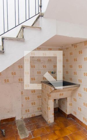 Casa à venda com 300m², 4 quartos e 2 vagas Casa à venda com 300m², 4 quartos e 2 vagasLavanderia