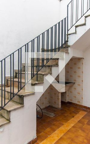 Casa à venda com 300m², 4 quartos e 2 vagas Casa à venda com 300m², 4 quartos e 2 vagasLavanderia