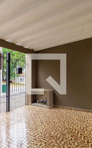 Casa à venda com 170m², 2 quartos e 1 vaga Casa à venda com 170m², 2 quartos e 1 vagaGaragem