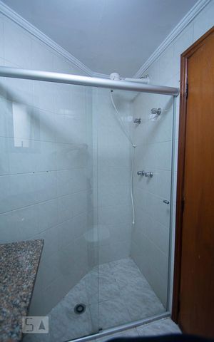 Apartamento para alugar com 116m², 3 quartos e 2 vagas Apartamento para alugar com 116m², 3 quartos e 2 vagasBanheiro da Suíte