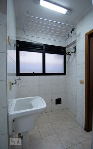 Apartamento para alugar com 116m², 3 quartos e 2 vagas Apartamento para alugar com 116m², 3 quartos e 2 vagasÁrea de Serviço