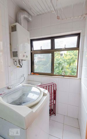 Apartamento à venda com 120m², 4 quartos e 2 vagasÁrea de Serviço