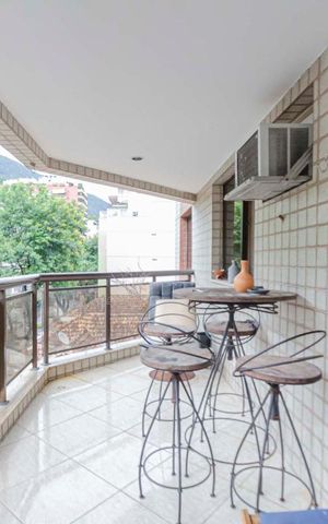 Apartamento à venda com 120m², 4 quartos e 2 vagasVaranda da Sala