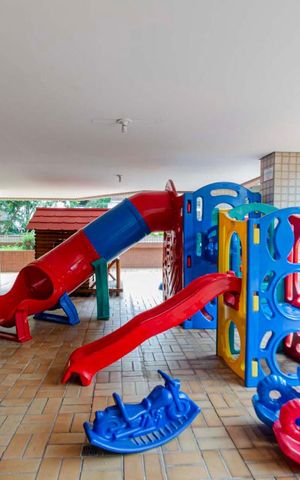 Apartamento à venda com 120m², 4 quartos e 2 vagasÁrea Comum - Playground
