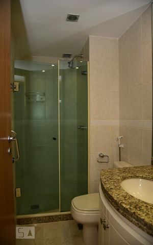 Apartamento para alugar com 119m², 3 quartos e 2 vagasBanheiro Social