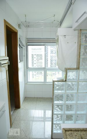 Apartamento para alugar com 119m², 3 quartos e 2 vagasÁrea de Serviço