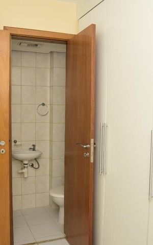 Apartamento para alugar com 119m², 3 quartos e 2 vagasBanheiro de Serviço