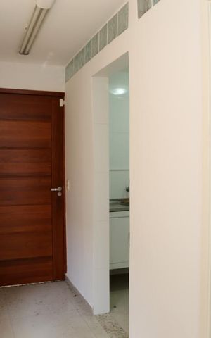 Casa para alugar com 120m², 2 quartos e 2 vagasCorredor