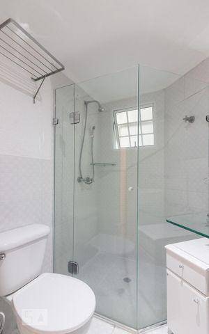 Apartamento para alugar com 70m², 2 quartos e 2 vagasBanheiro