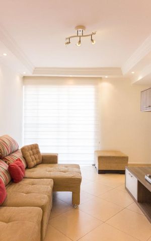Apartamento para alugar com 70m², 2 quartos e 2 vagasSala