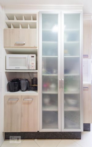 Apartamento para alugar com 70m², 2 quartos e 2 vagasCozinha