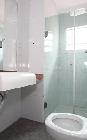 Casa à venda com 130m², 3 quartos e 2 vagasSuíte 1