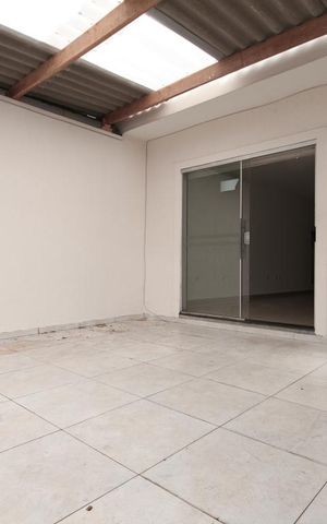 Casa à venda com 130m², 3 quartos e 2 vagasGaragem