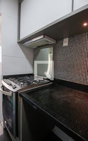 Apartamento para alugar com 69m², 2 quartos e 2 vagasCozinha