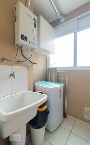Apartamento à venda com 60m², 2 quartos e 1 vagaÁrea de Serviço