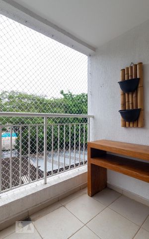 Apartamento à venda com 60m², 2 quartos e 1 vagaVaranda