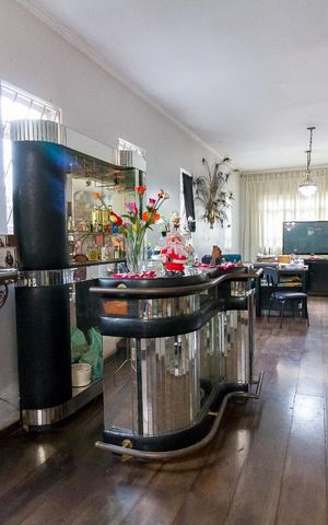 Casa à venda com 357m², 4 quartos e 4 vagasSala 2