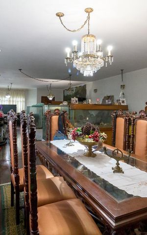 Casa à venda com 357m², 4 quartos e 4 vagasSala 1