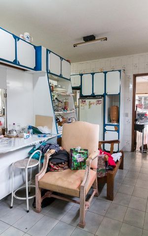 Casa à venda com 357m², 4 quartos e 4 vagasCozinha