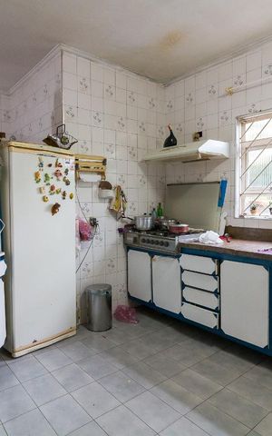Casa à venda com 357m², 4 quartos e 4 vagasCozinha