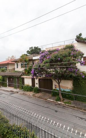 Casa à venda com 357m², 4 quartos e 4 vagasVista quartos 2 e 3 suítes