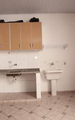 Casa à venda com 75m², 2 quartos e 1 vagaChurrasqueira