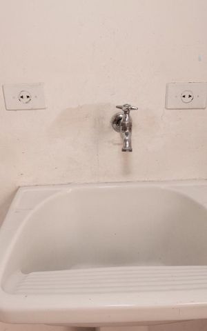 Casa à venda com 75m², 2 quartos e 1 vagaTanque