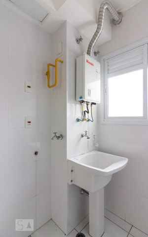 Apartamento à venda com 72m², 2 quartos e 1 vagaÁrea de Serviço