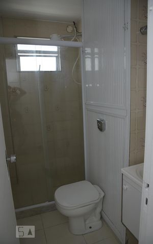 Apartamento à venda com 55m², 2 quartos e 1 vagaBanheiro Social