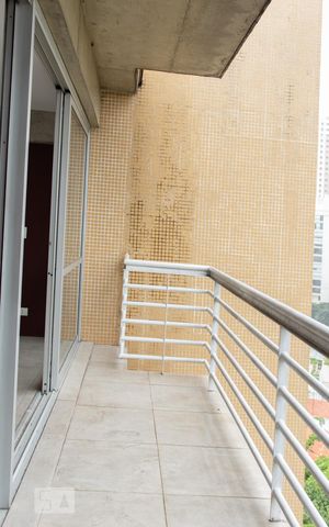 Apartamento à venda com 200m², 4 quartos e 3 vagas Apartamento à venda com 200m², 4 quartos e 3 vagasVaranda da Sala