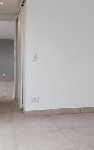 Apartamento à venda com 200m², 4 quartos e 3 vagas Apartamento à venda com 200m², 4 quartos e 3 vagasSuite 2