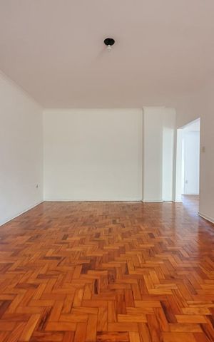 Apartamento à venda com 129m², 3 quartos e 1 vaga Apartamento à venda com 129m², 3 quartos e 1 vagaSala