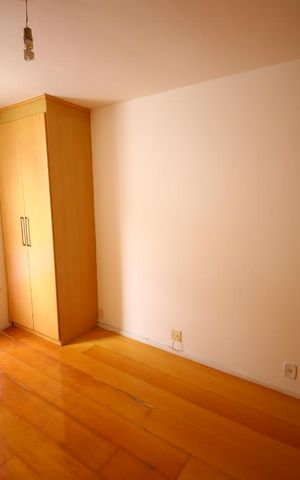 Apartamento à venda com 159m², 3 quartos e 2 vagasQuarto