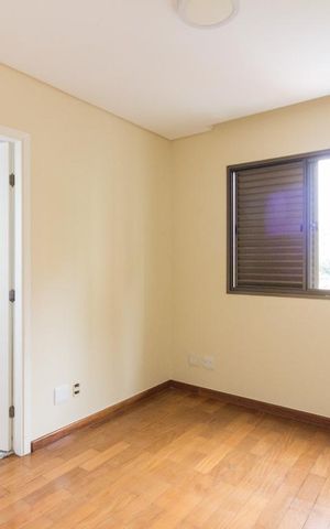 Apartamento para alugar com 130m², 3 quartos e 3 vagasSuite 1