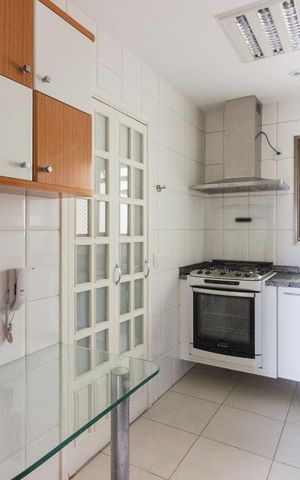 Apartamento para alugar com 130m², 3 quartos e 3 vagasCozinha
