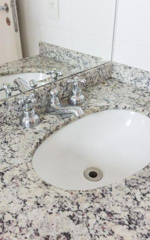 Apartamento para alugar com 130m², 3 quartos e 3 vagasBanheiro 2 Suite 2