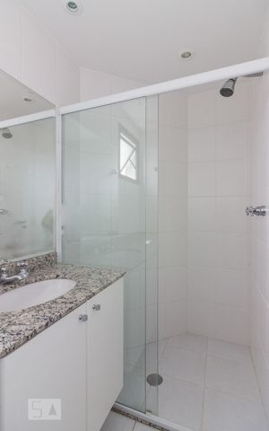 Apartamento para alugar com 130m², 3 quartos e 3 vagasBanheiro Suite 1