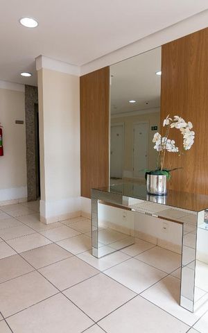 Apartamento à venda com 44m², 2 quartos e 1 vagaHall de entrada do bloco