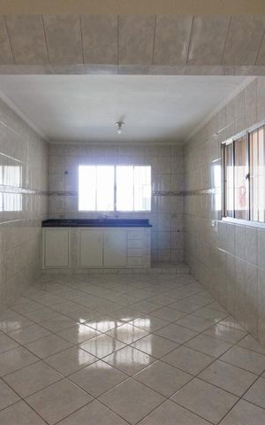 Casa à venda com 150m², 2 quartos e 2 vagasCozinha