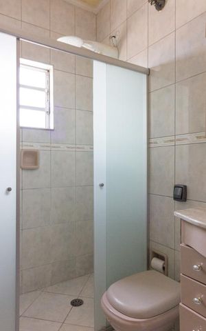 Casa à venda com 150m², 2 quartos e 2 vagasBanheiro Suite