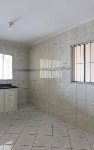 Casa à venda com 150m², 2 quartos e 2 vagasCozinha