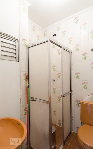 Studio à venda com 38m², 1 quarto e 1 vaga Studio à venda com 38m², 1 quarto e 1 vagaBanheiro