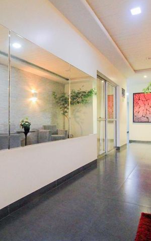 Apartamento para alugar com 97m², 3 quartos e 2 vagas Apartamento para alugar com 97m², 3 quartos e 2 vagasHall de entrada do prédio
