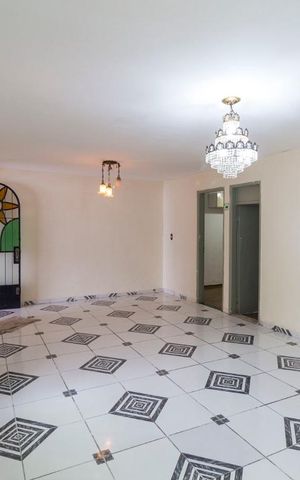 Casa à venda com 115m², 4 quartos e 3 vagasSala
