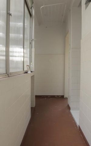 Apartamento à venda com 110m², 2 quartos e sem vagaArea de serviço