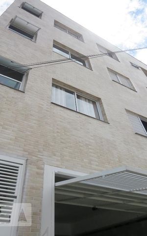 Apartamento à venda com 65m², 2 quartos e 1 vagaFachada