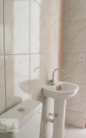 Studio à venda com 45m², 1 quarto e sem vaga Studio à venda com 45m², 1 quarto e sem vagaBanheiro
