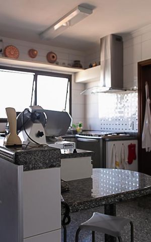 Apartamento para alugar com 270m², 4 quartos e 3 vagas Apartamento para alugar com 270m², 4 quartos e 3 vagasCozinha